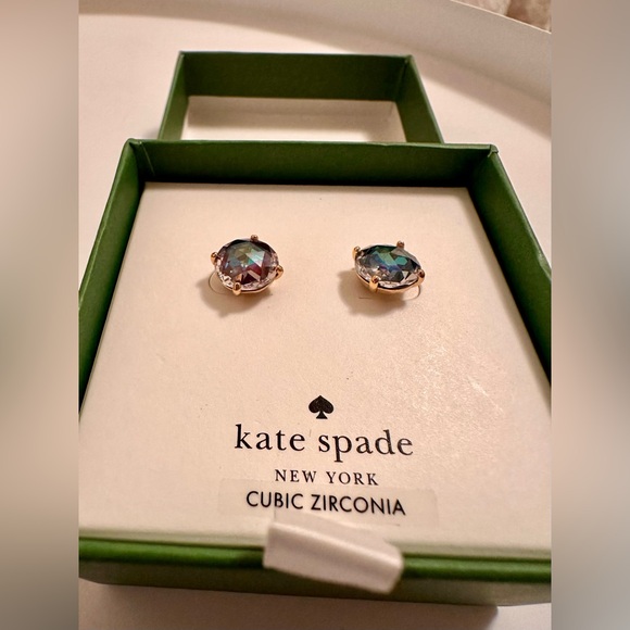 Kate Spade Green Cubic Zirconia Earrings. Brand New in Box - Picture 5 of 7